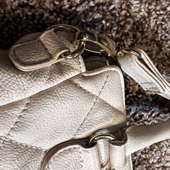 Betsey Johnson Purse White Quilted Shoulder Bag - Picture 5 of 10